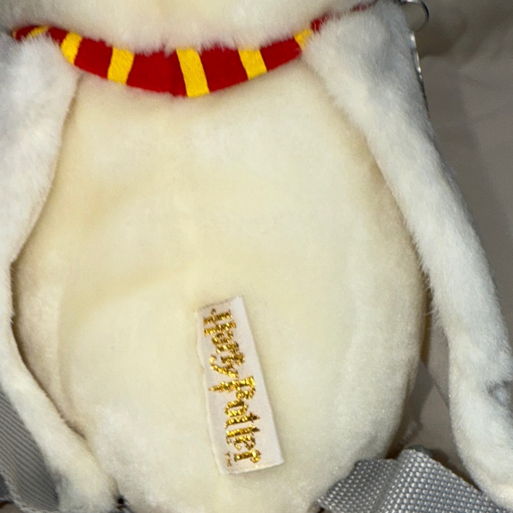Warner Bros. Hedwig Plush Harry Potter Red & Yellow Accents Back Pack NWT - Picture 10 of 11